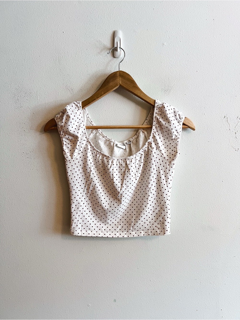 Sunday Best Heart Print Scoop Neck Crop Top Size XS Like New